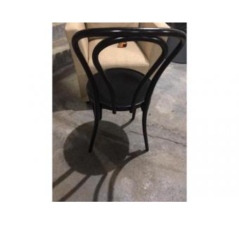 2 chaises de cuisine noires (neuves)